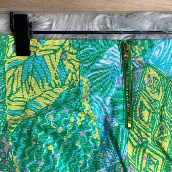 Lilly Pulitzer | 5 inch Deenie Short Vintage Dobby - Picture 4 of 8